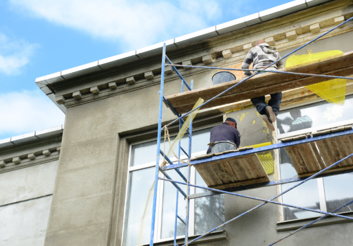 Ravalement de façade, Carpiquet